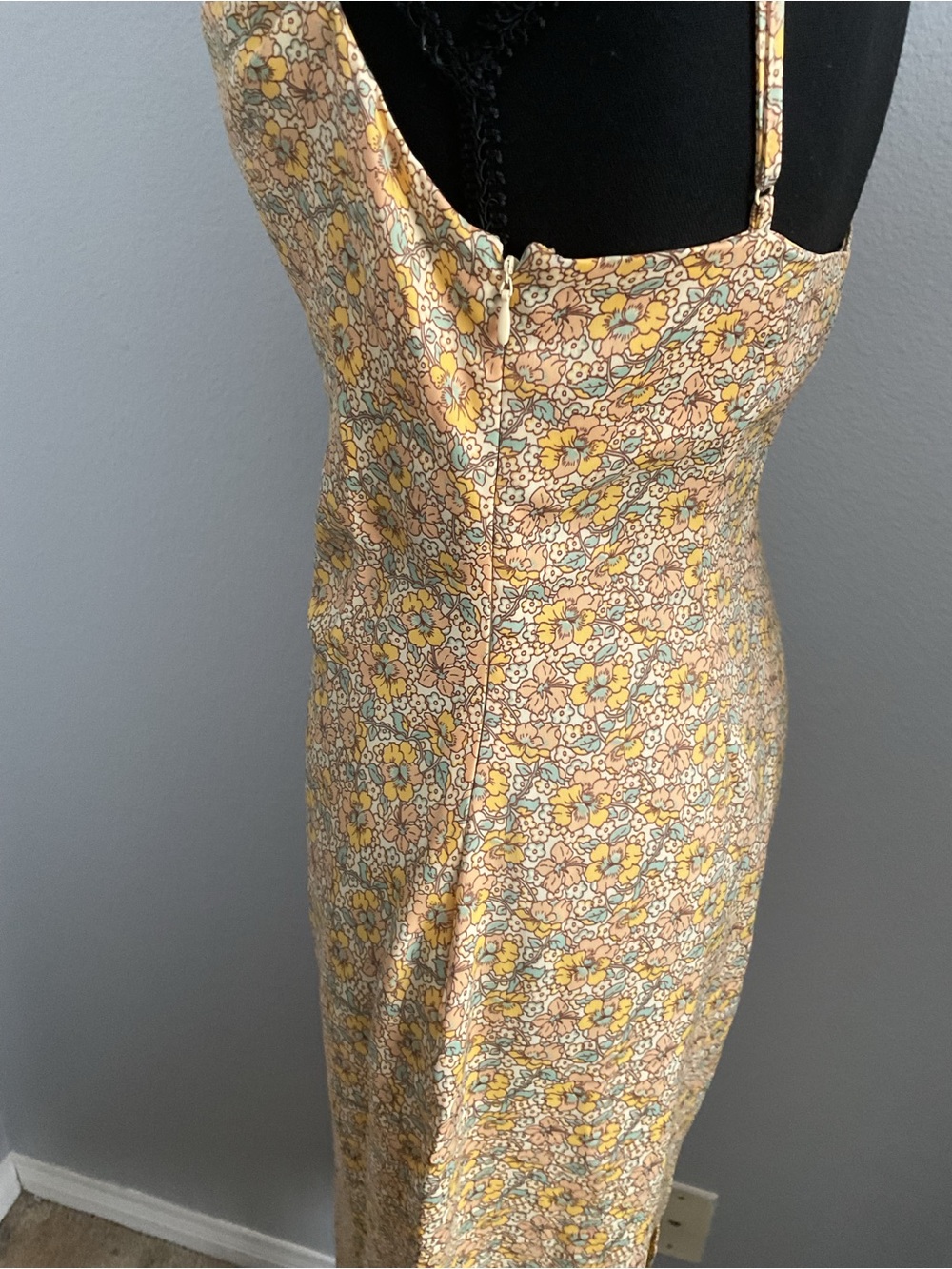 Urban Outfitters Yellow Floral Spaghetti-Strap Midi Dress- Small - Picture 4 of 5